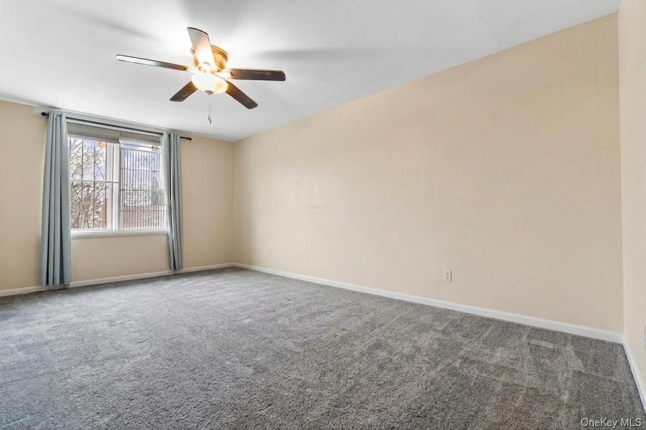 65-15 Alderton Street 5e Property Photo 9