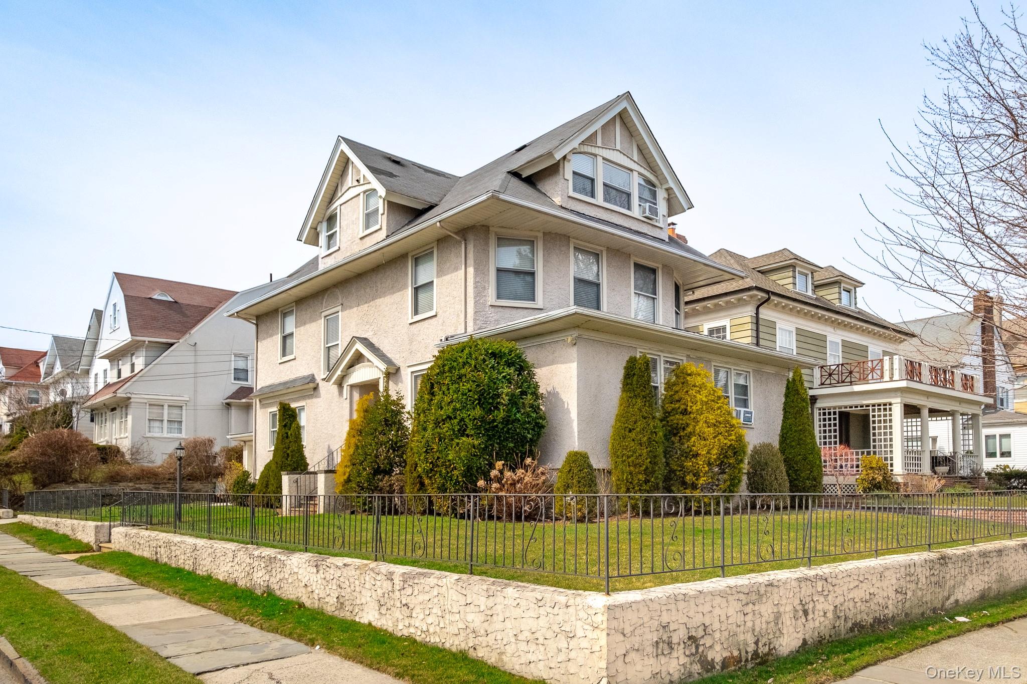 232 Westchester Avenue Property Photo 3