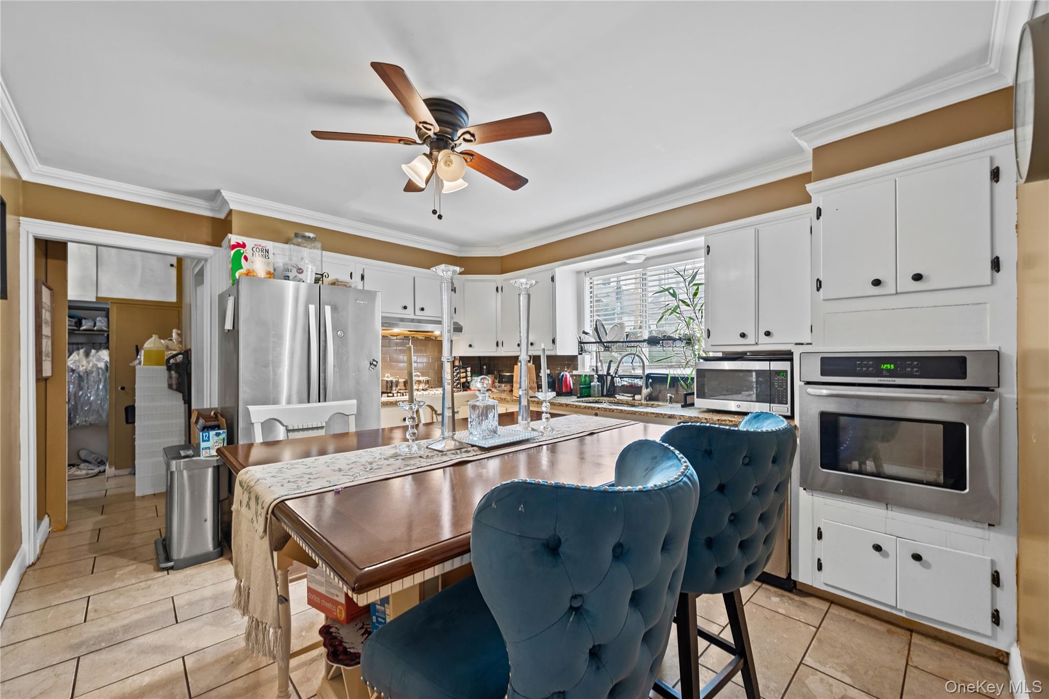 232 Westchester Avenue Property Photo 6