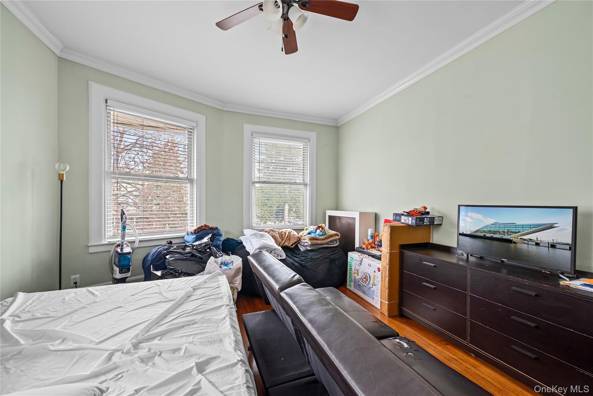 232 Westchester Avenue Property Photo 25