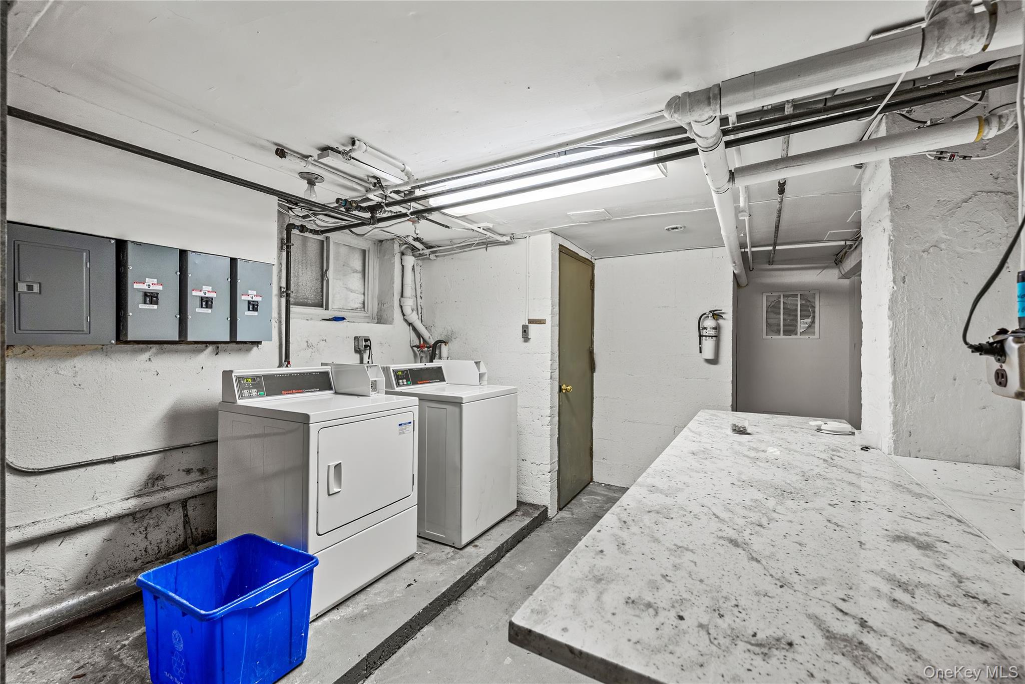 232 Westchester Avenue Property Photo 37