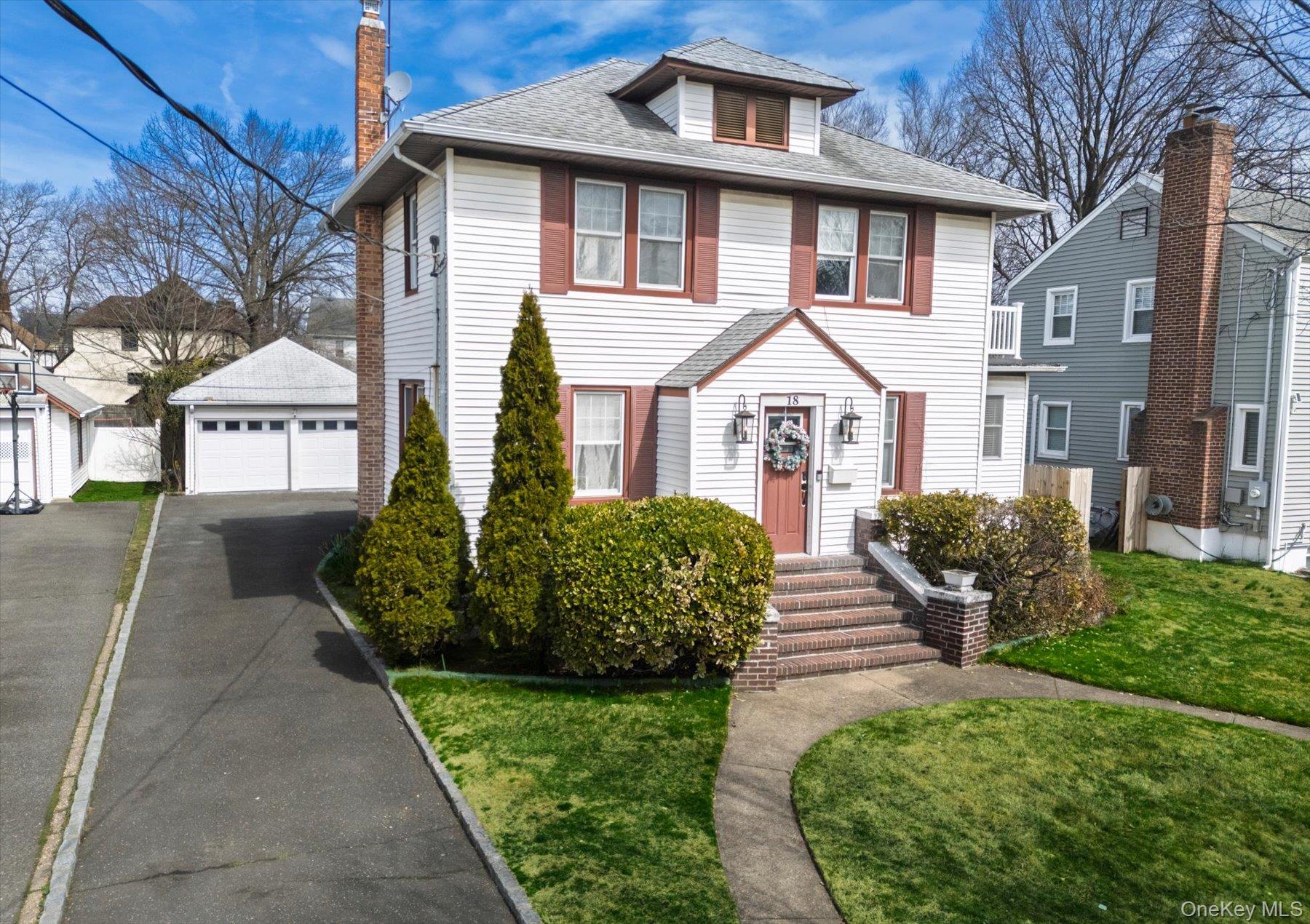 18 Phipps Avenue Property Photo 1