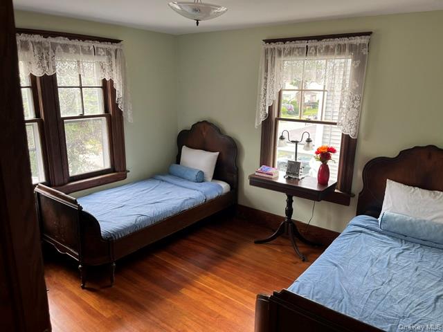 10 Oakwood Boulevard Property Photo 12