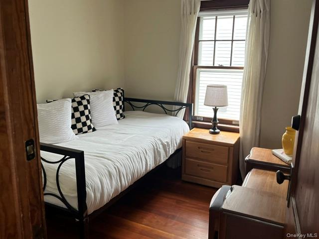 10 Oakwood Boulevard Property Photo 13