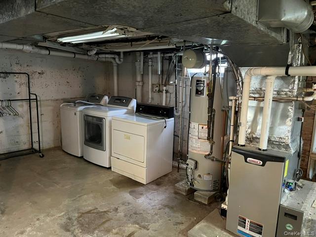10 Oakwood Boulevard Property Photo 16