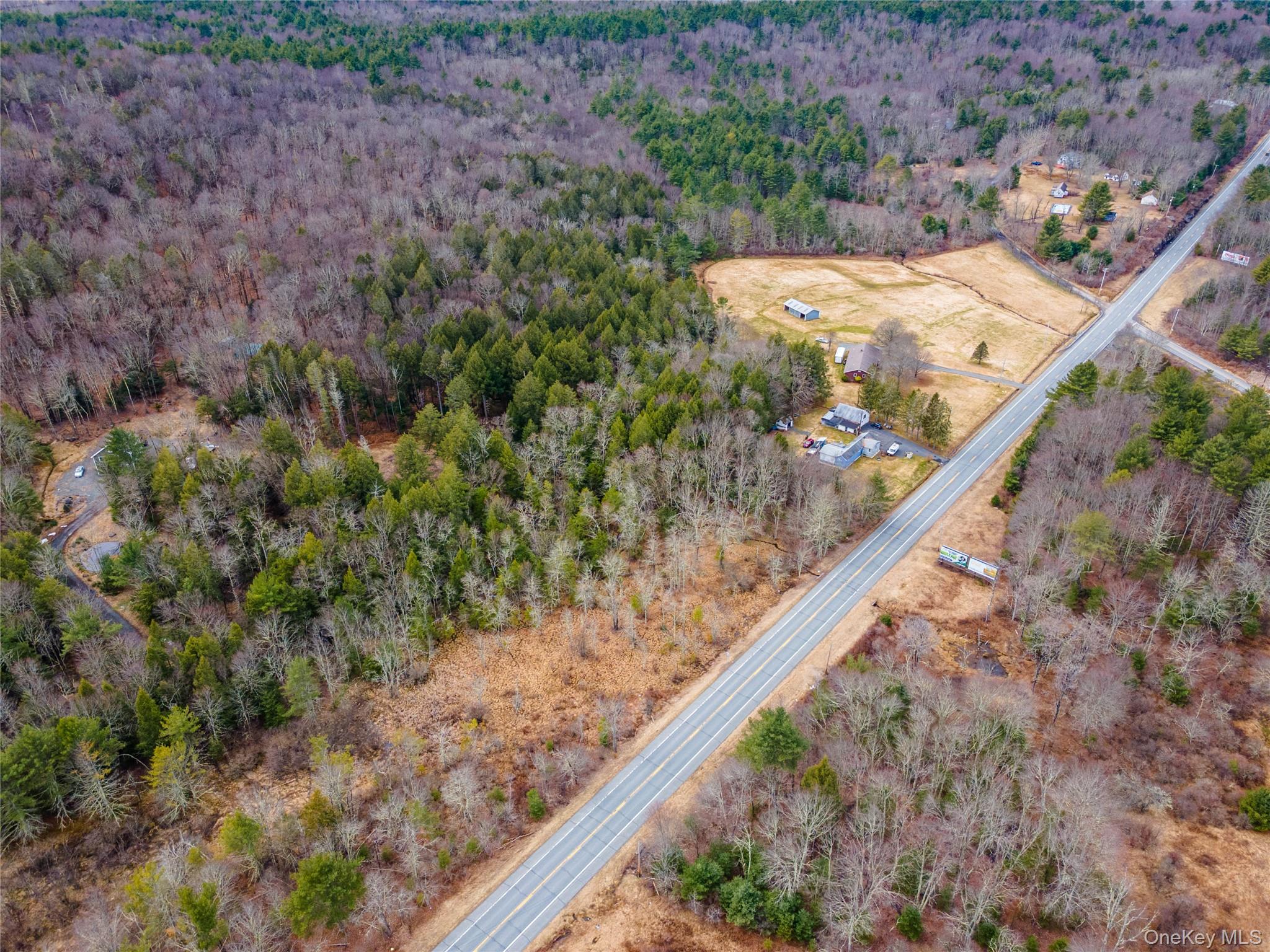 Route 52 Property Photo 15