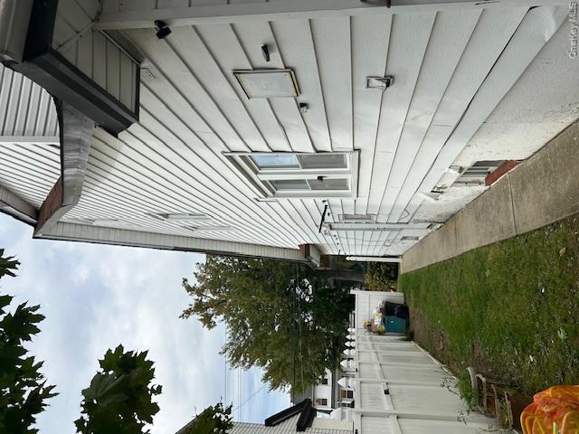 204-20 104th Avenue Property Photo 15