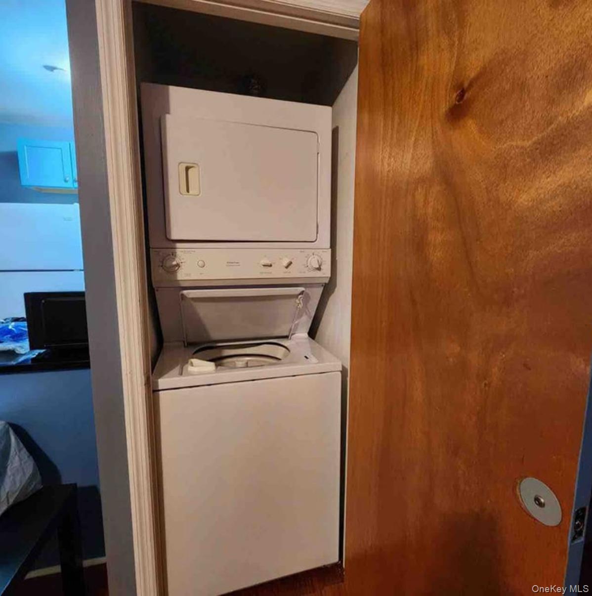 14225 37th Avenue 7c Property Photo 2