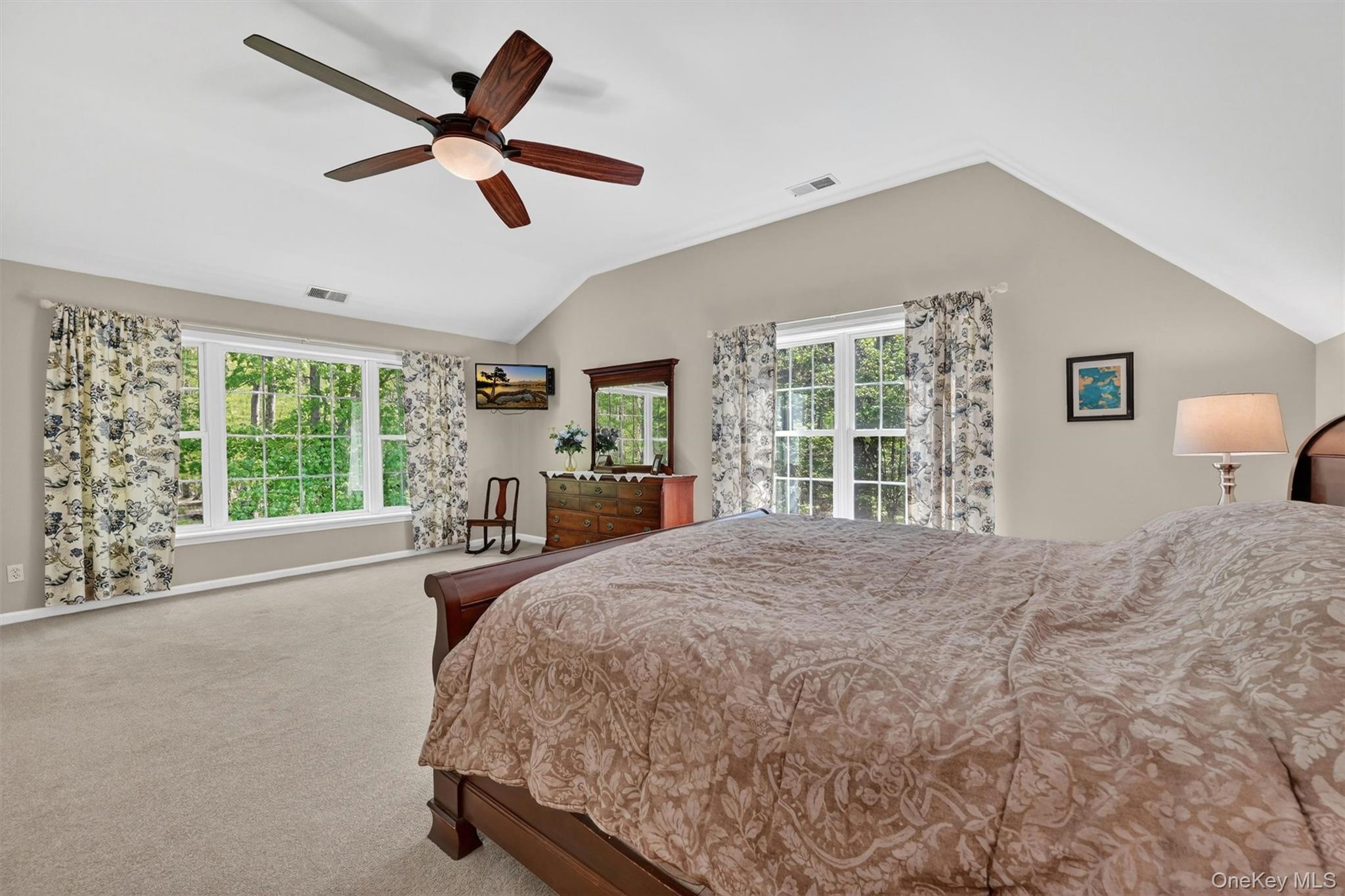 42 Philip Drive Property Photo 19