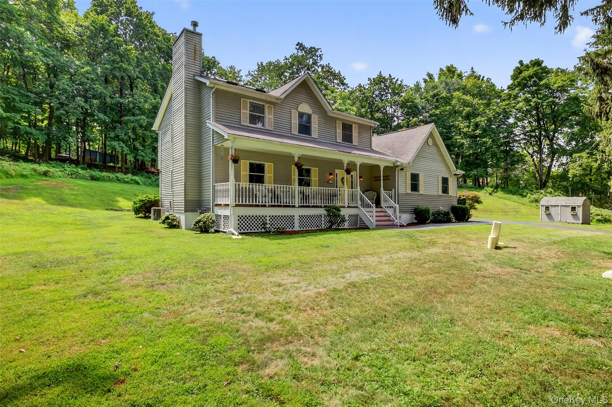 6 Summer Winds Court Property Photo 3