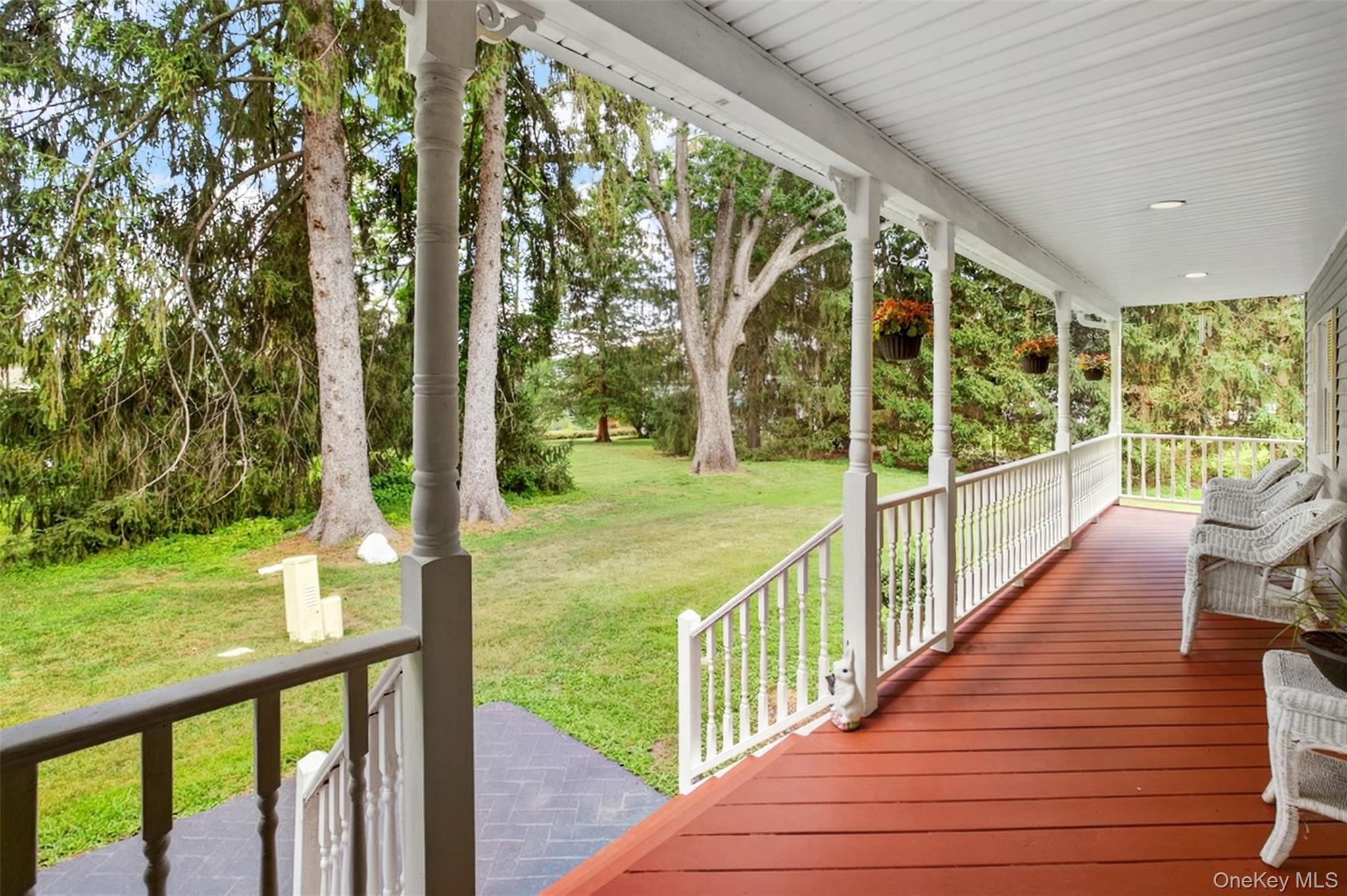 6 Summer Winds Court Property Photo 5