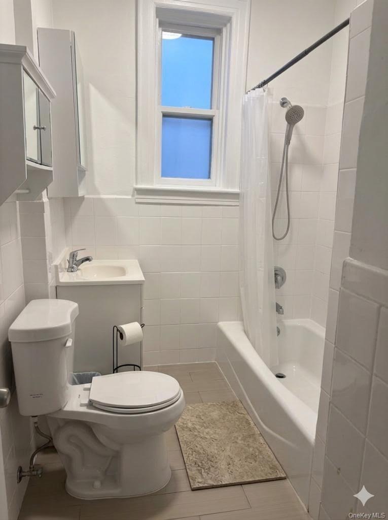 48-72 37th Street Property Photo 20