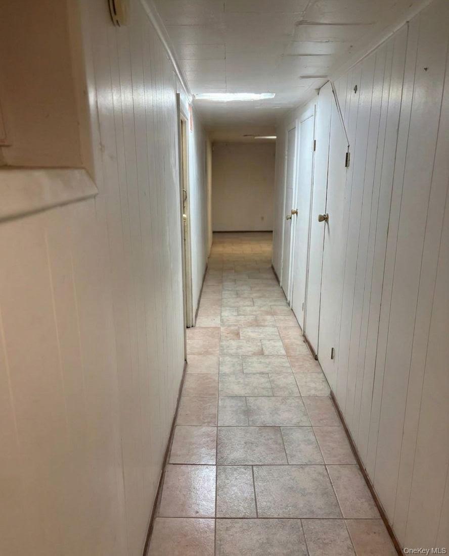 48-72 37th Street Property Photo 21