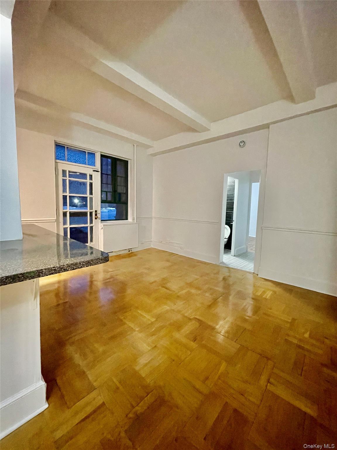 1594 Metropolitan Avenue Td Property Photo 13