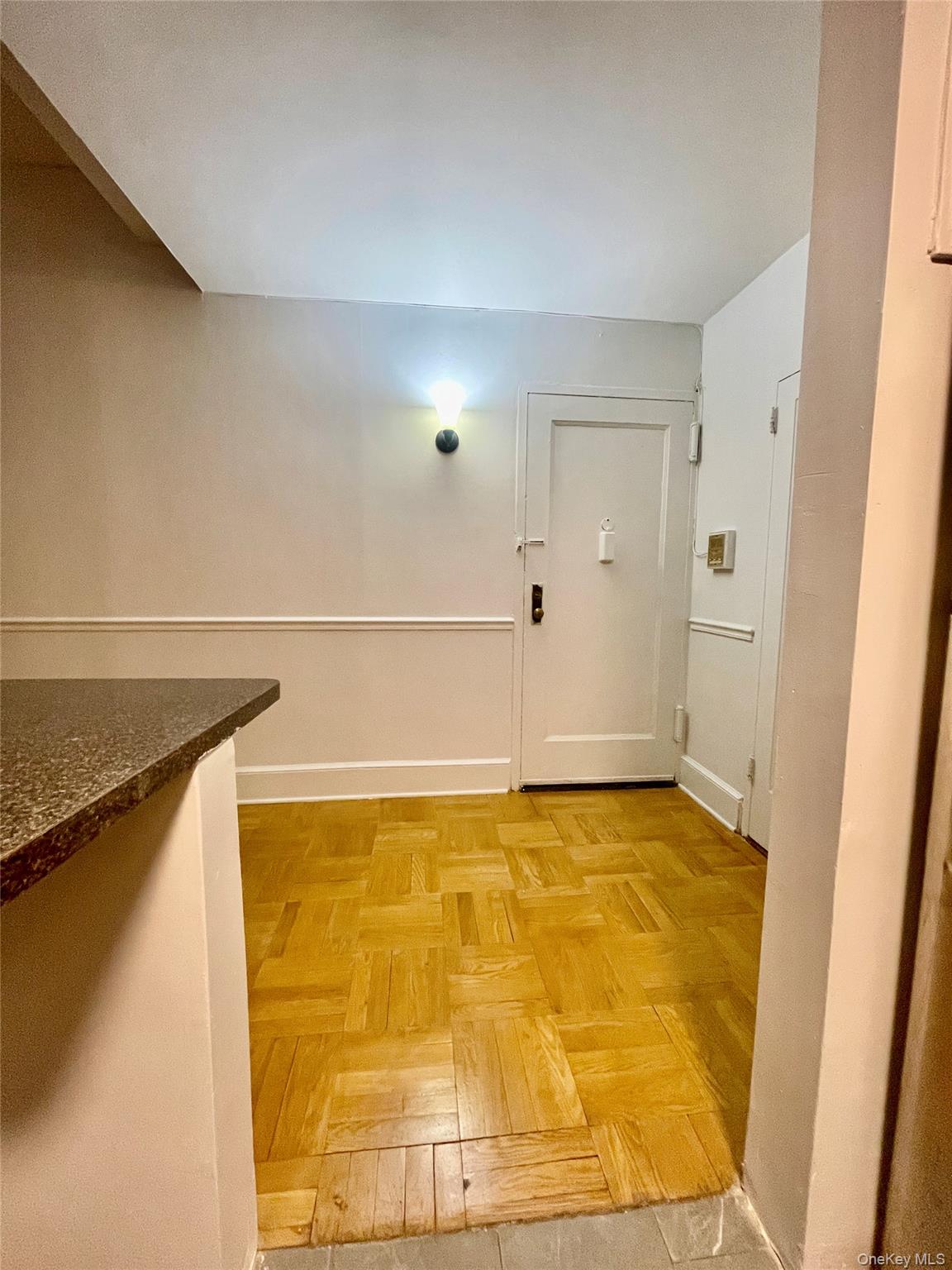 1594 Metropolitan Avenue Td Property Photo 15