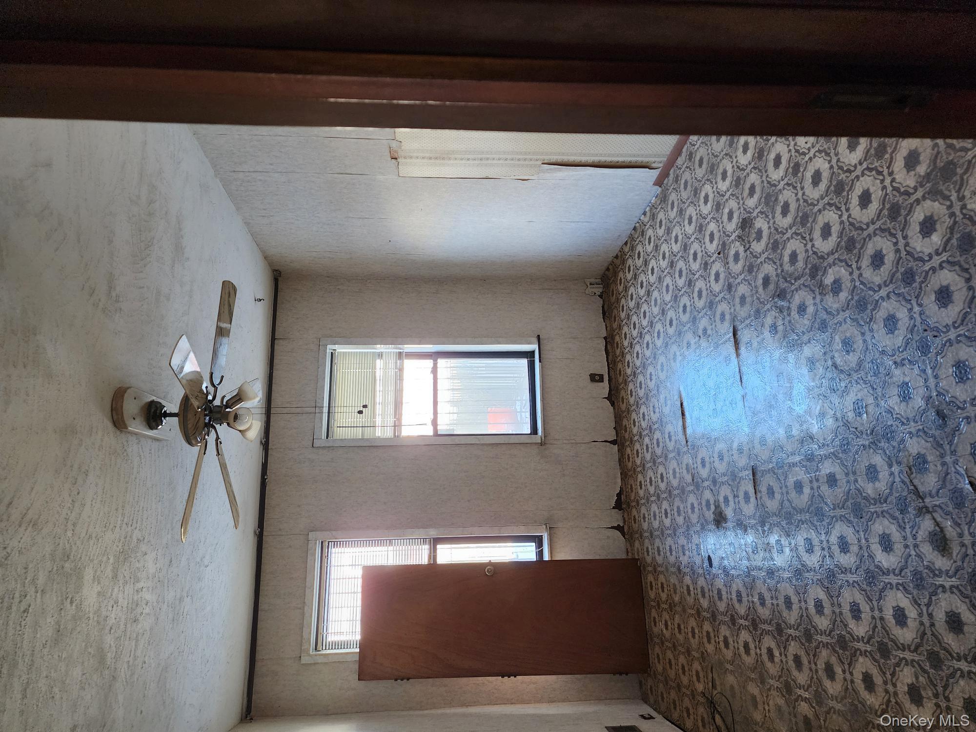 6161 Eliot Avenue Property Photo 7