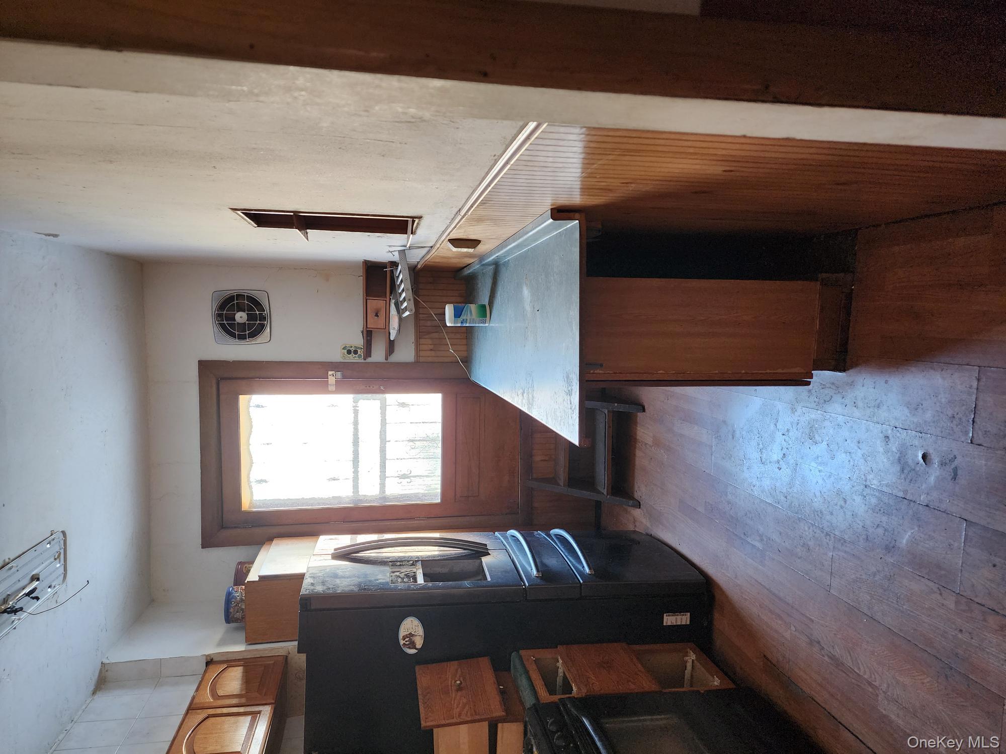 6161 Eliot Avenue Property Photo 8