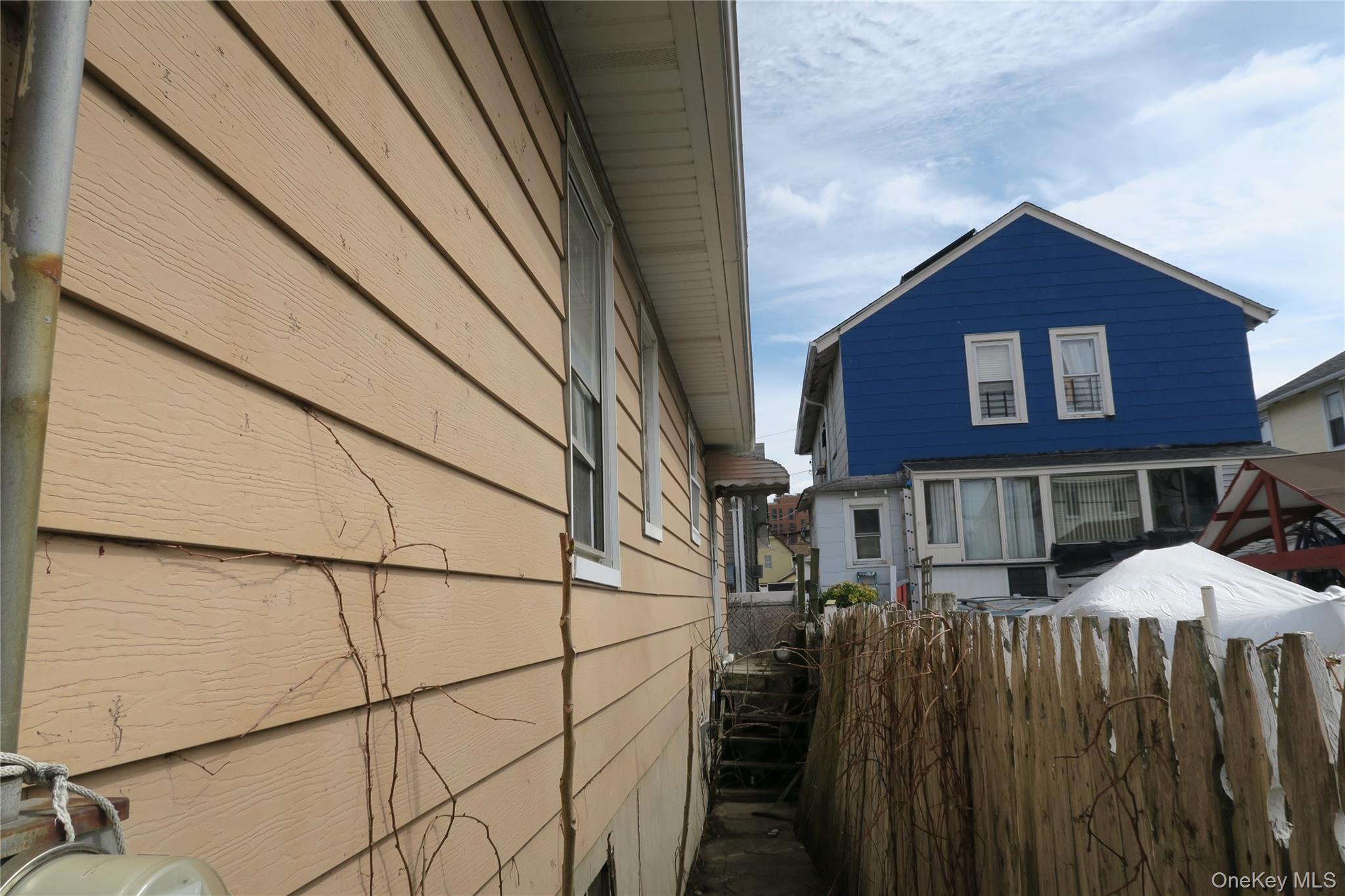 1382 Mcbride Street Property Photo 4