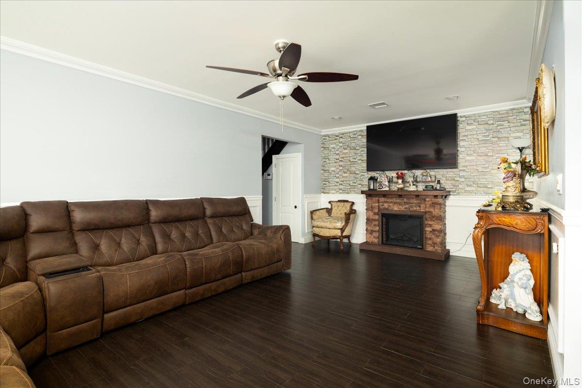 35 Carnation Road Property Photo 6