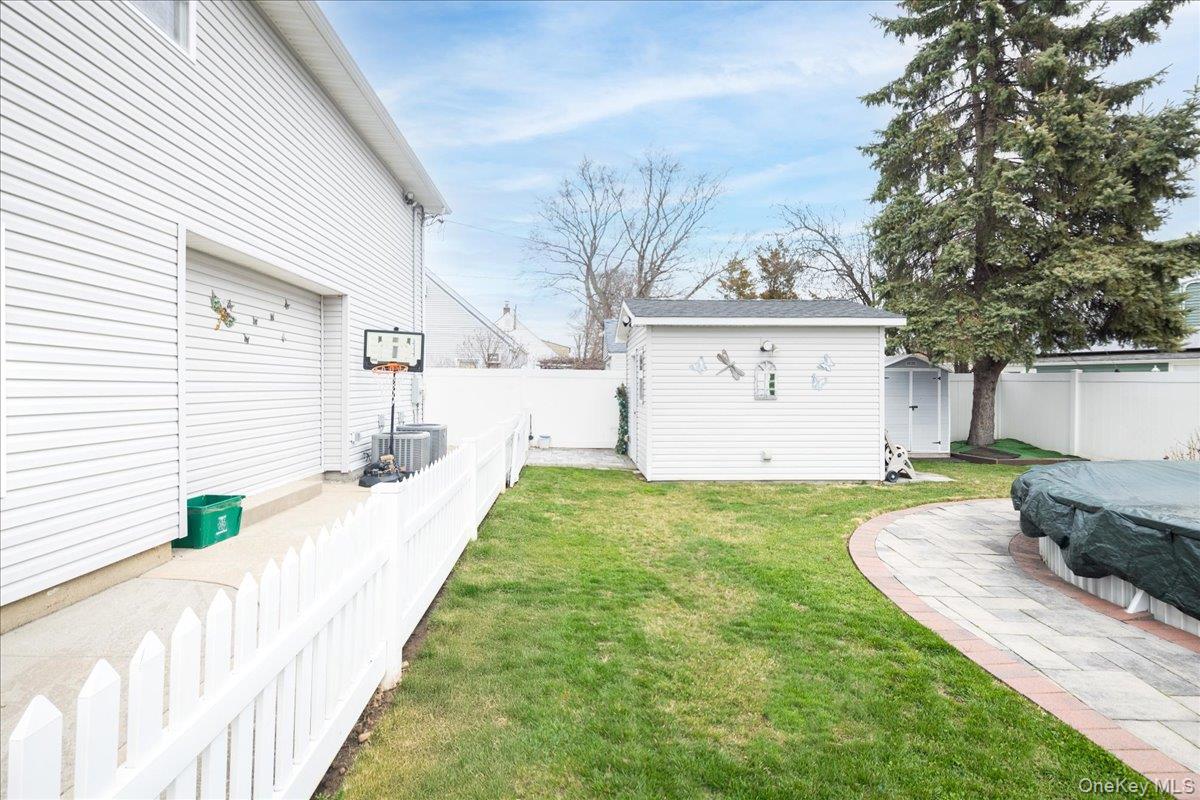 35 Carnation Road Property Photo 32
