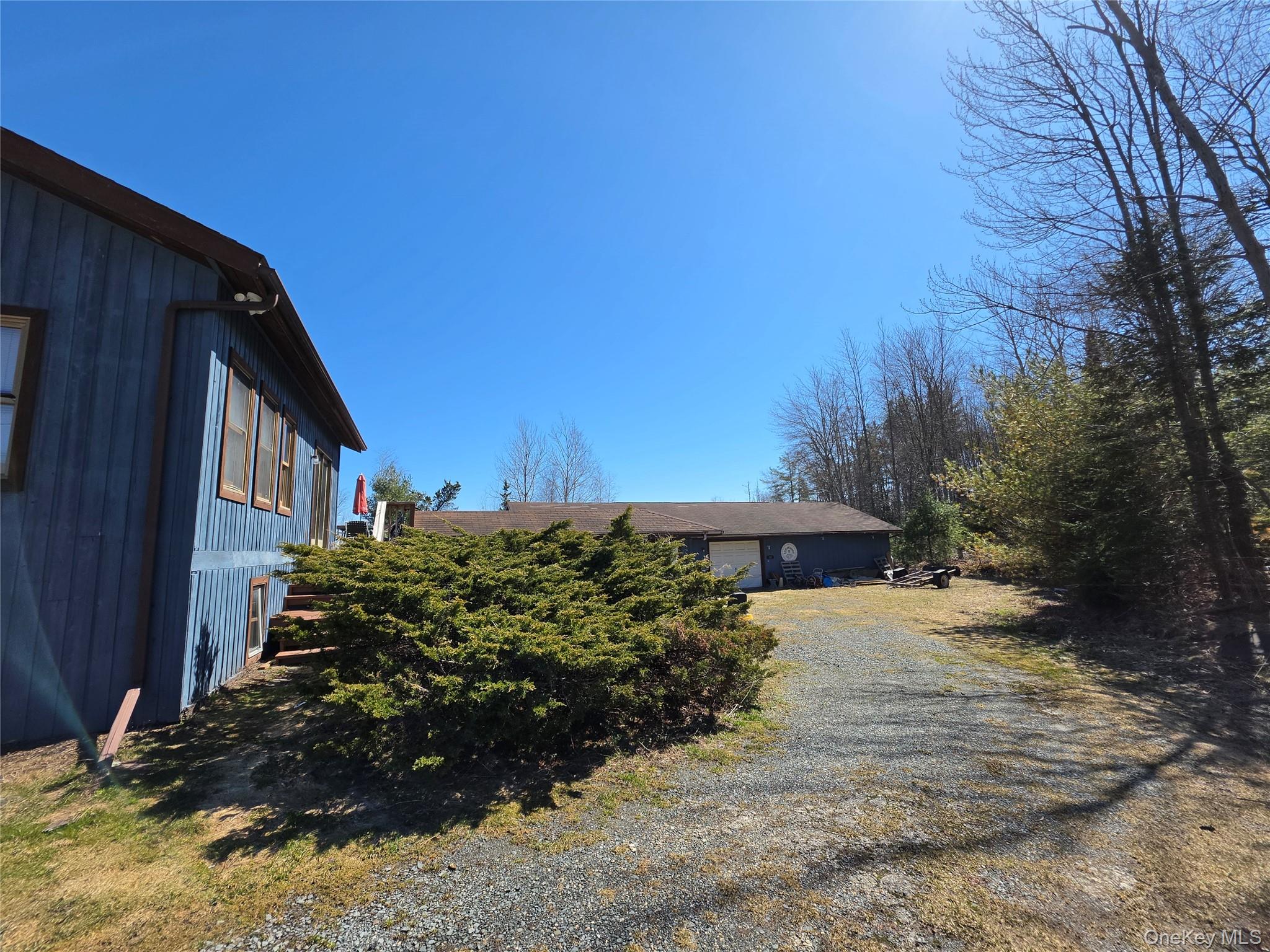 740 Southwoods Drive Property Photo 15