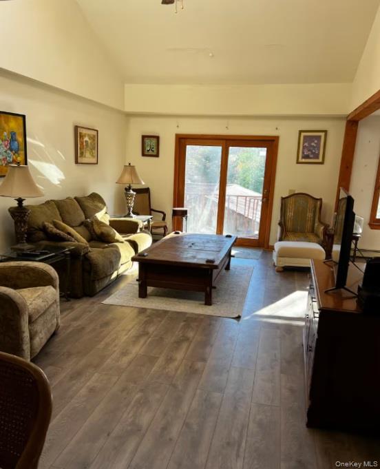740 Southwoods Drive Property Photo 18
