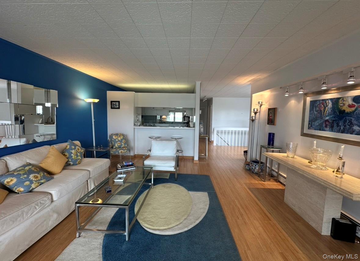 35 Library Avenue 3 I Property Photo 4