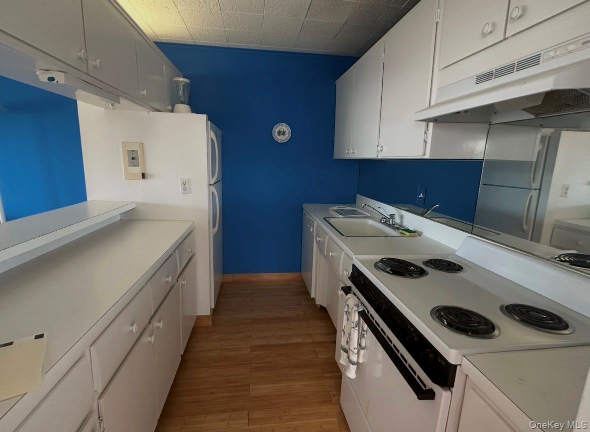 35 Library Avenue 3 I Property Photo 5