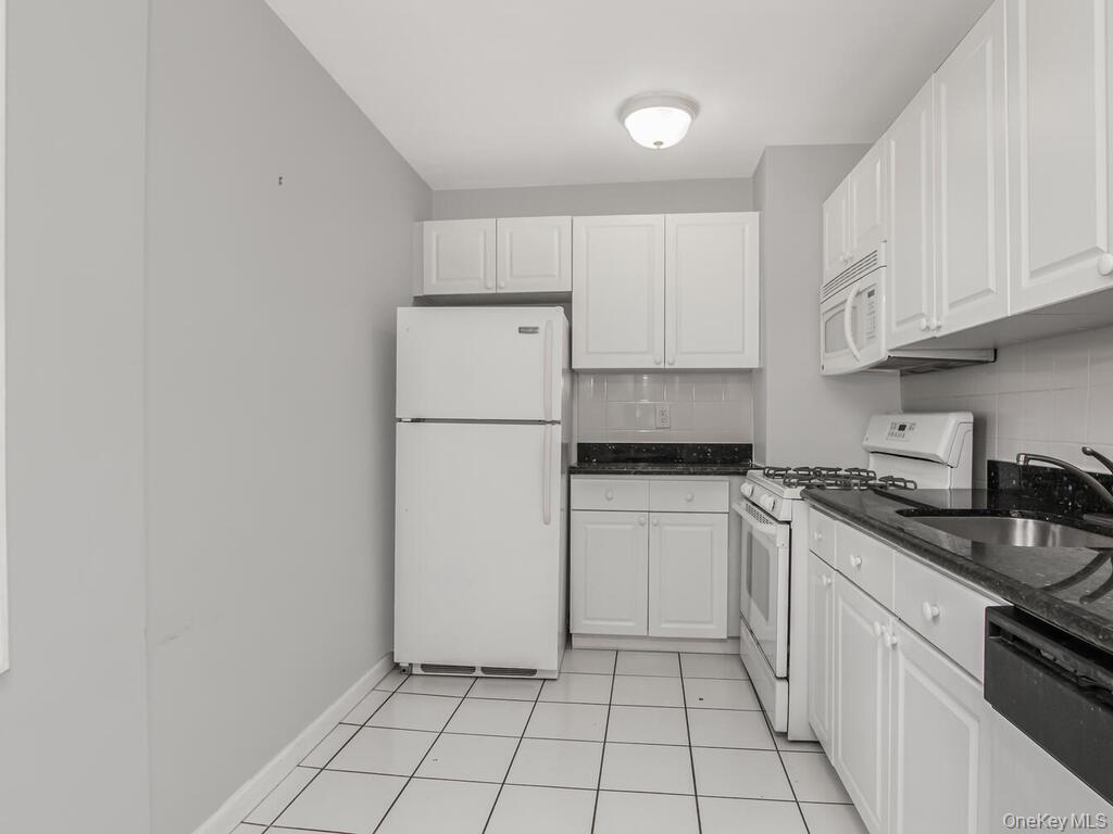 525 W 236th Street 6h Property Photo 5