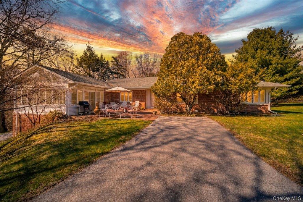 650 Netherwood Road Property Photo 1