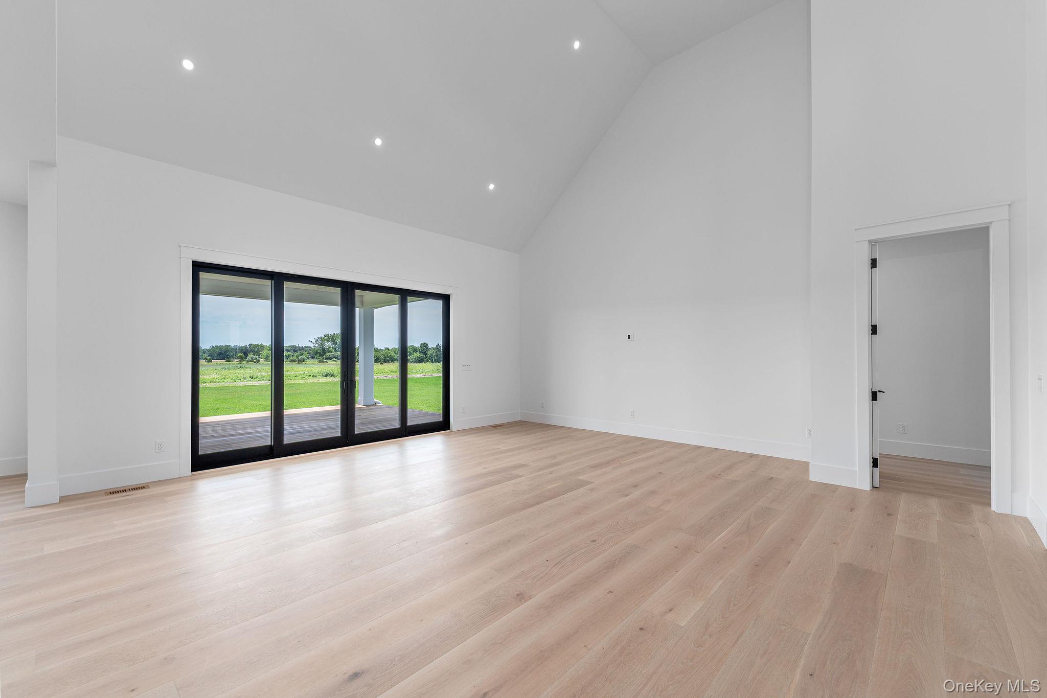 25 Club Drive Property Photo 9