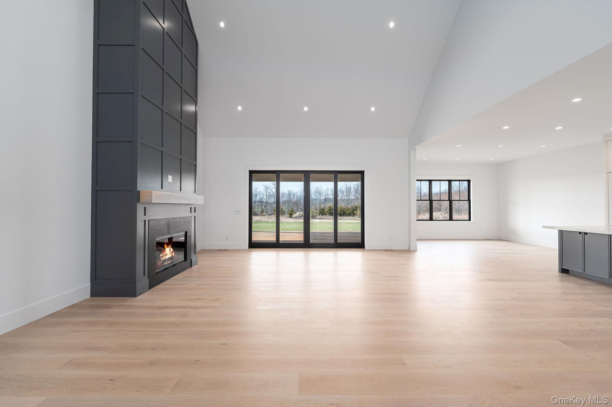 45 Club Drive Property Photo 10