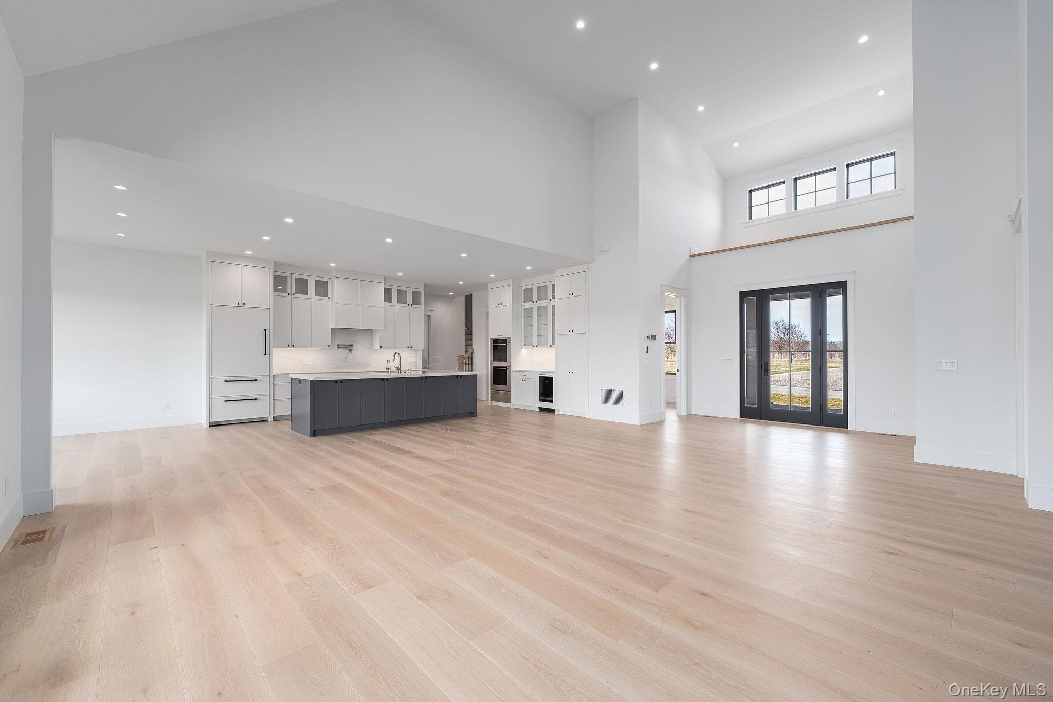 45 Club Drive Property Photo 15