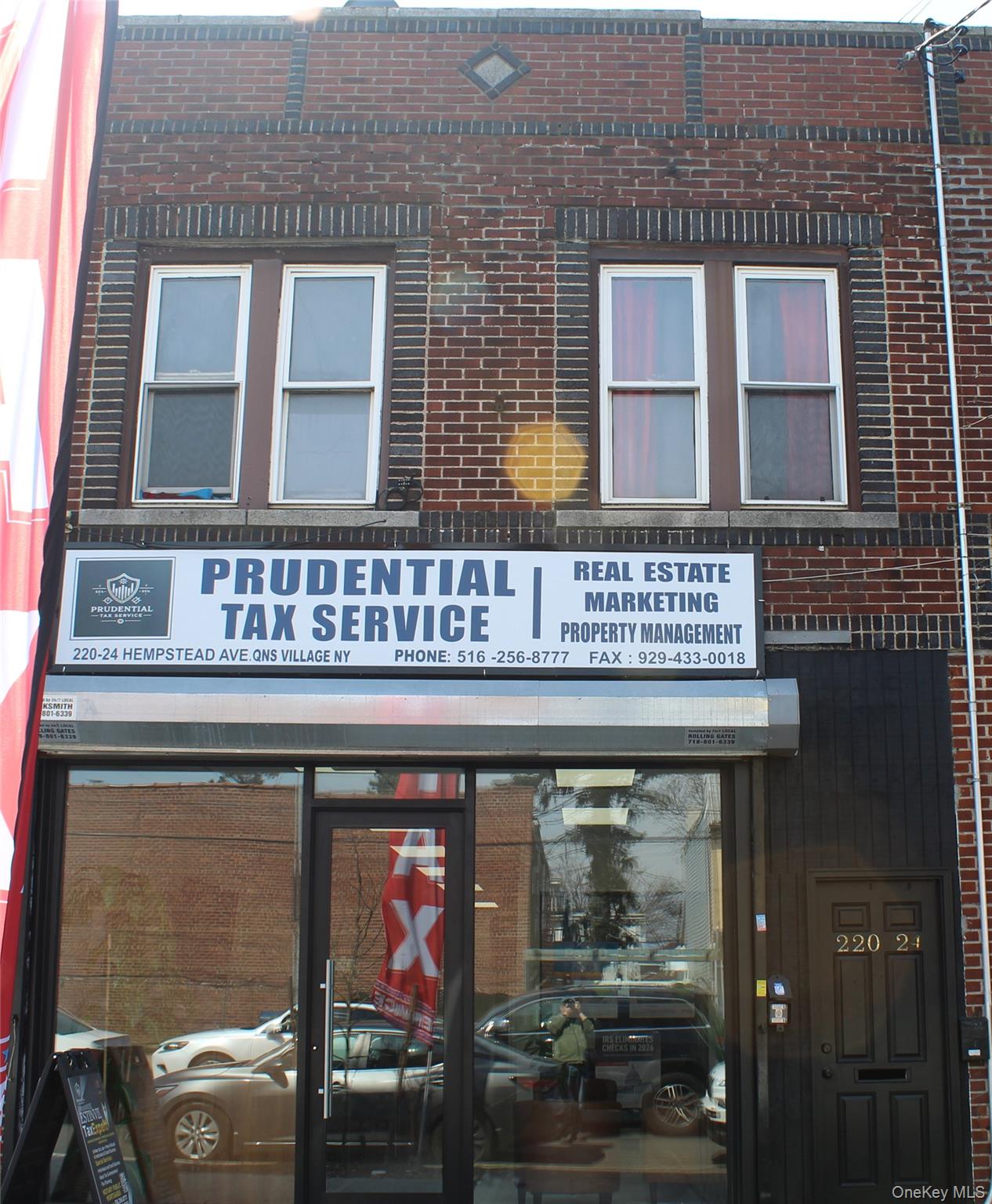 22024 Hempstead Avenue Property Photo 1