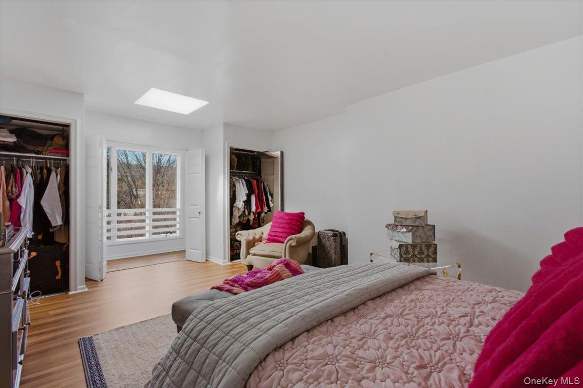129 Gailmore Drive Property Photo 14