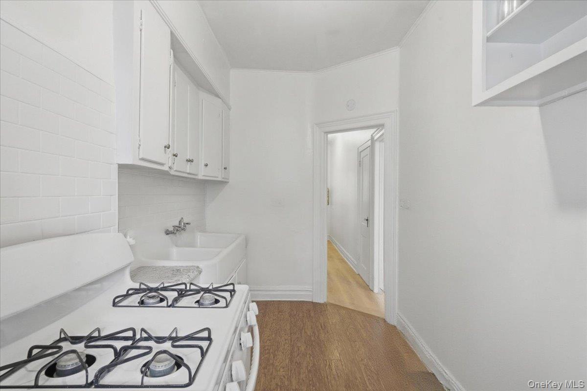 6063 Catalpa Avenue Property Photo 17