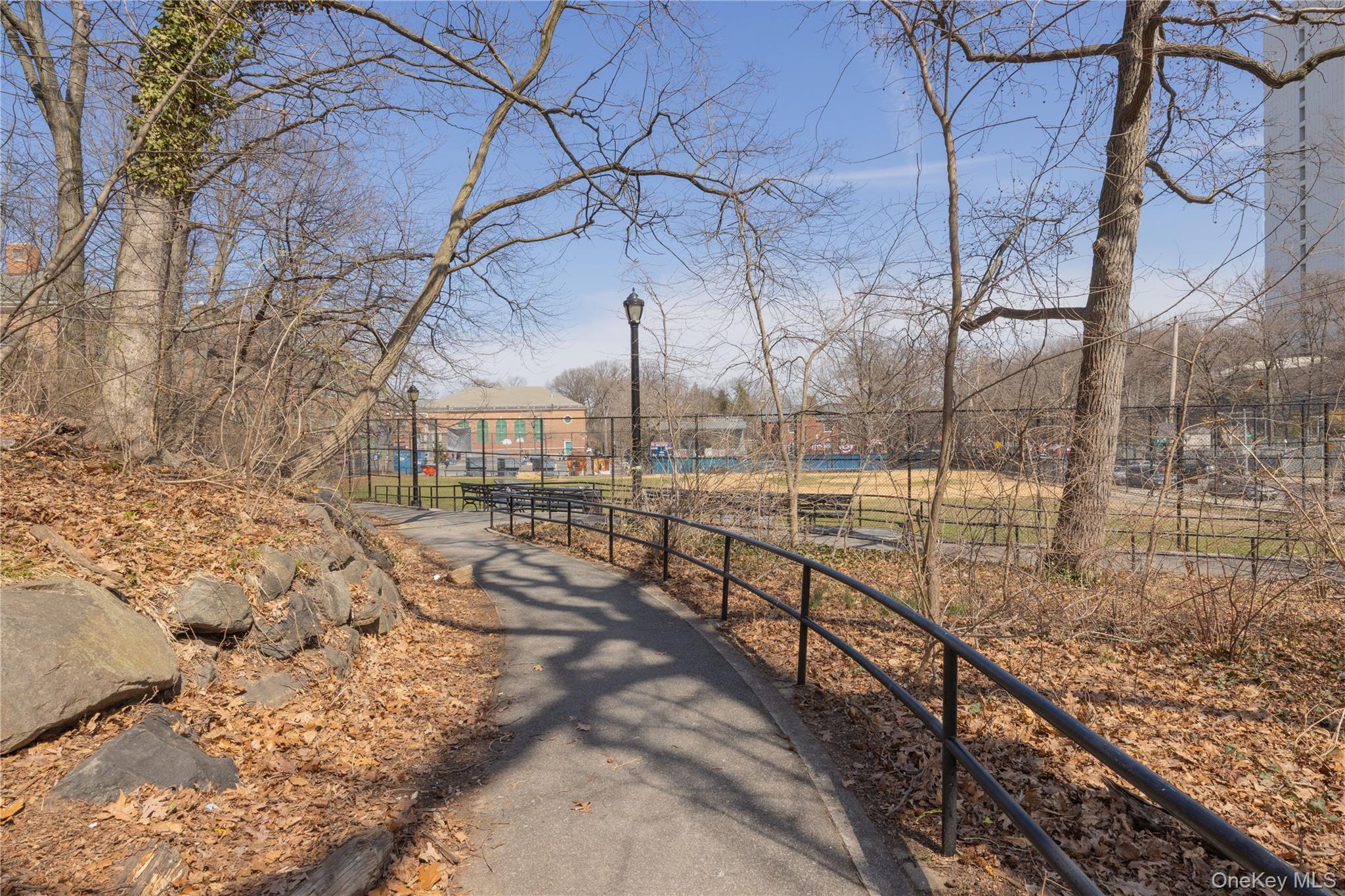 5410 Mosholu Avenue Property Photo 25