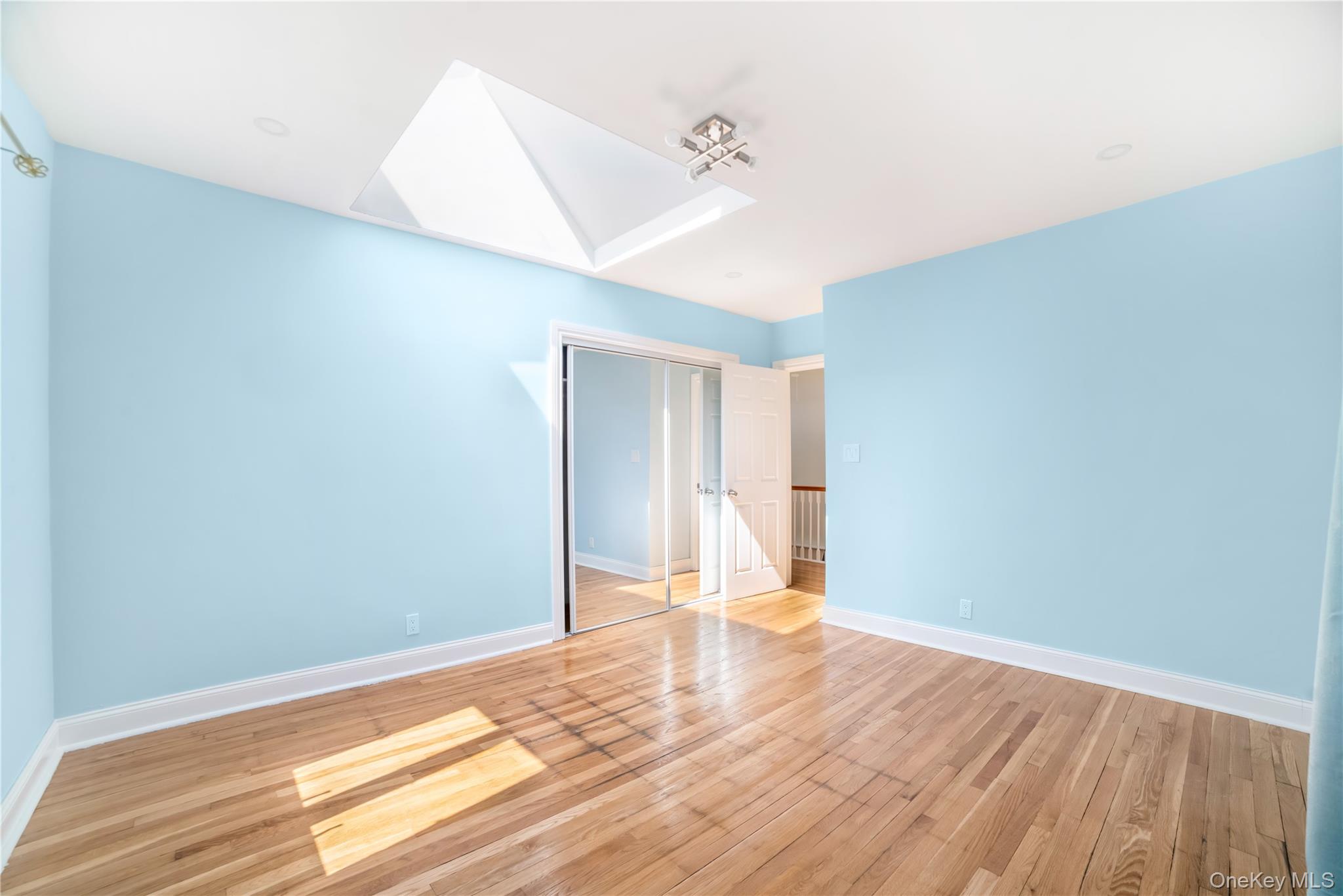 81-28 252nd Street Property Photo 12