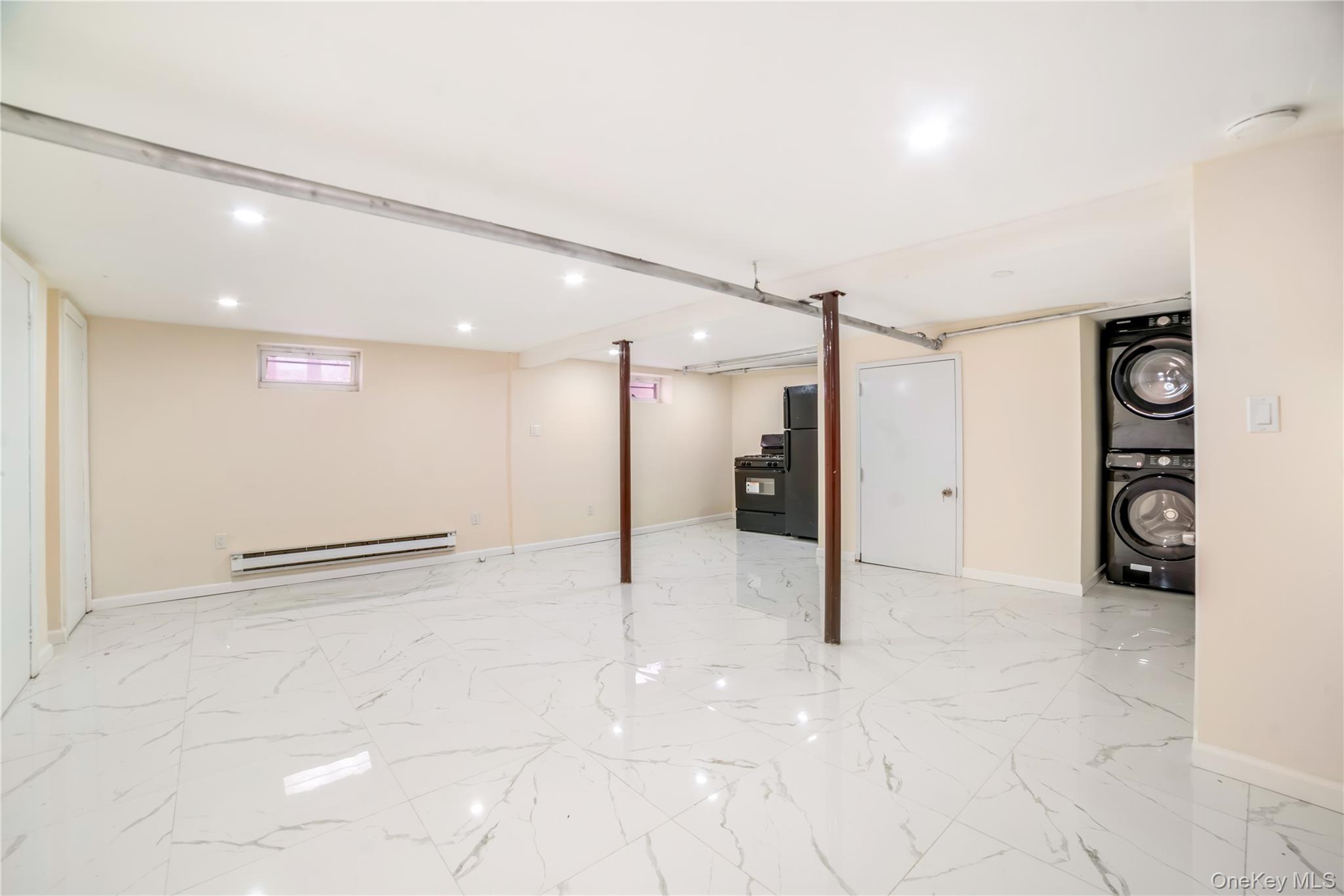 81-28 252nd Street Property Photo 16