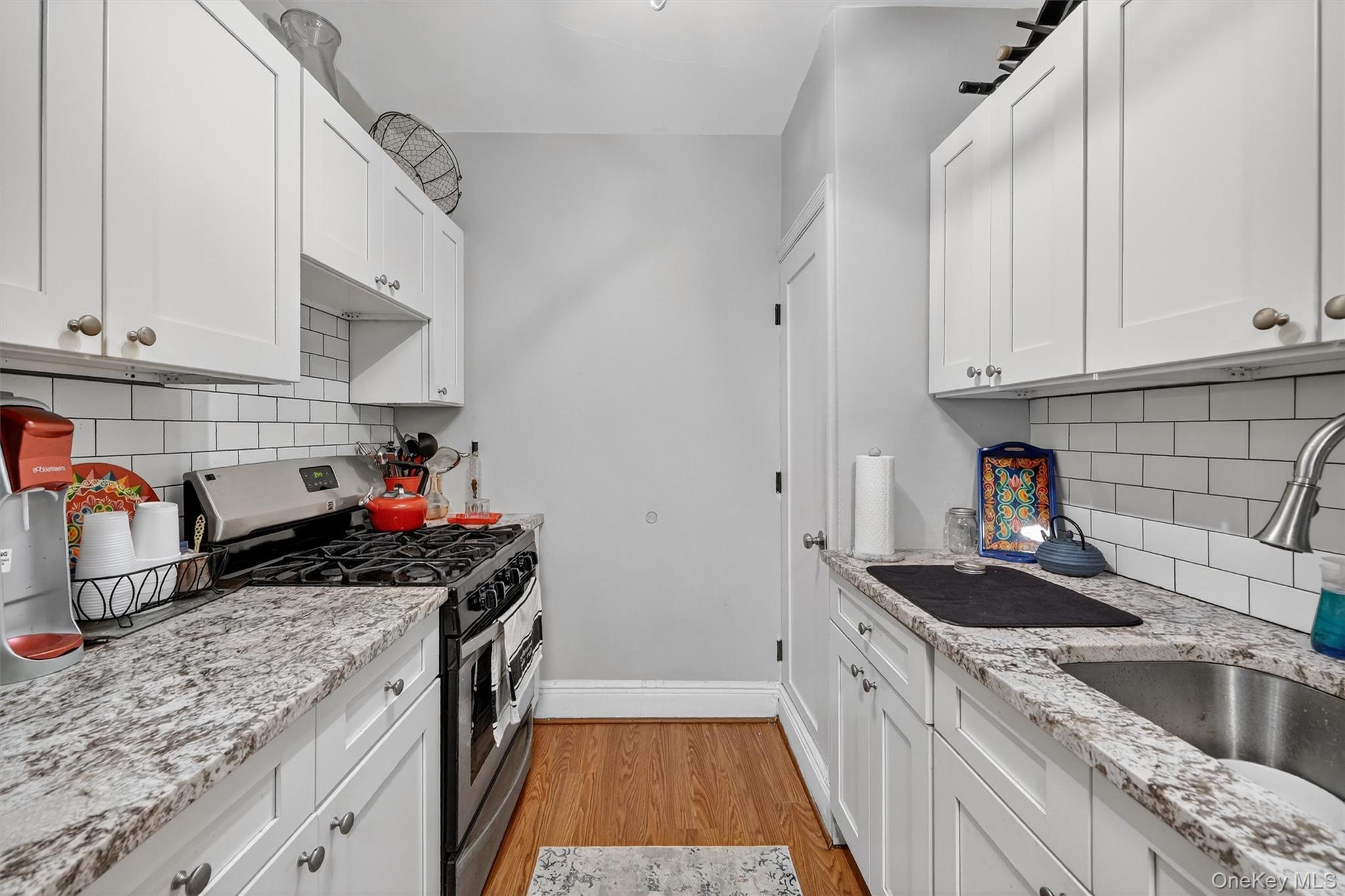 475 Bronx River Road 2d Property Photo 19