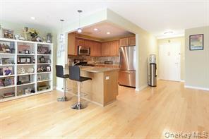 600 Clarence Avenue 2d Property Photo 10