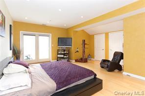 600 Clarence Avenue 2d Property Photo 13