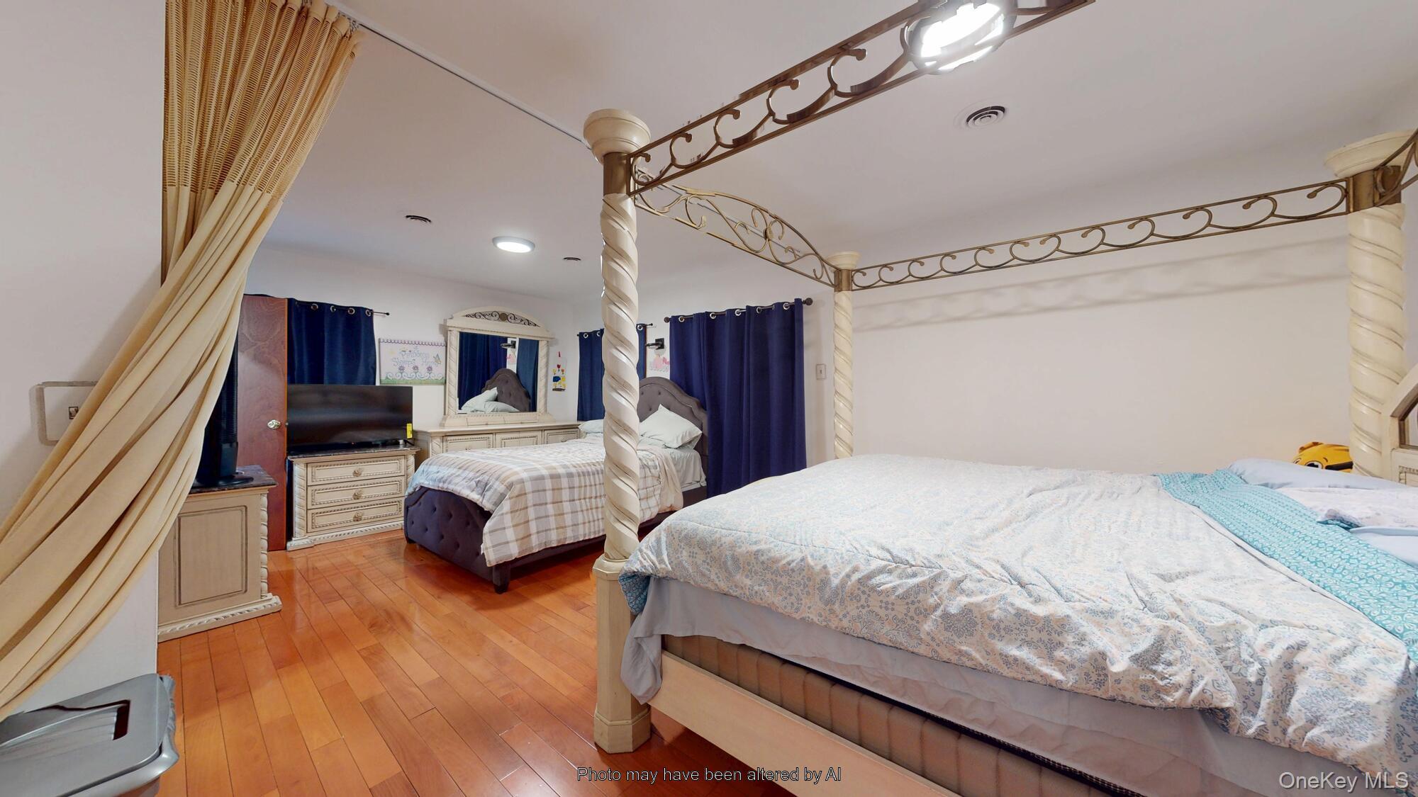 4205 Sea Gate Avenue Property Photo 10
