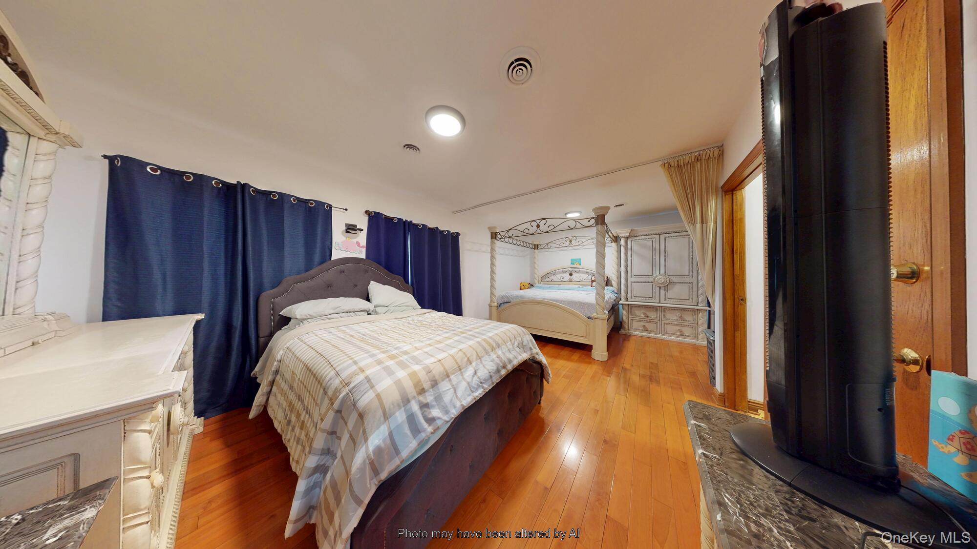 4205 Sea Gate Avenue Property Photo 11