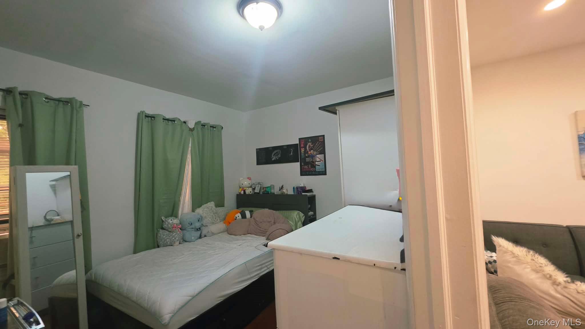 32-41 84th Street Property Photo 5