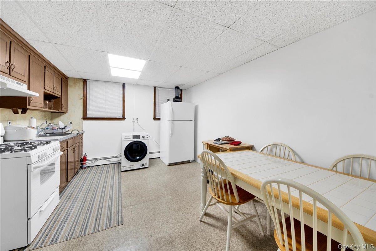 2925 Wellman Avenue Property Photo 28