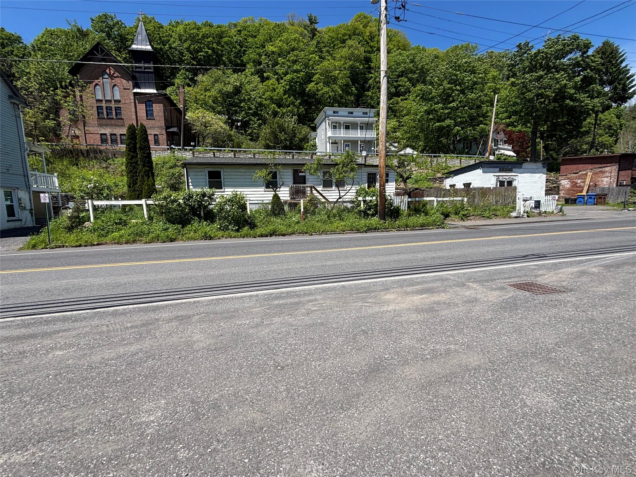 599 Abeel Street Property Photo 1