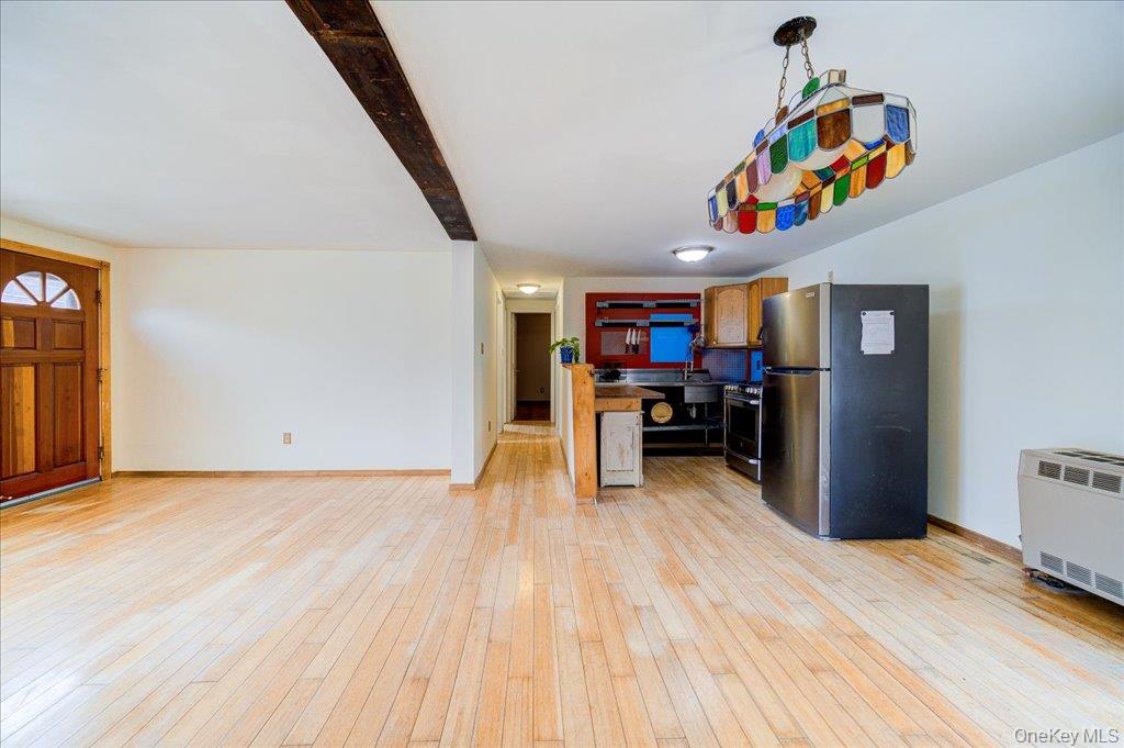 599 Abeel Street Property Photo 8
