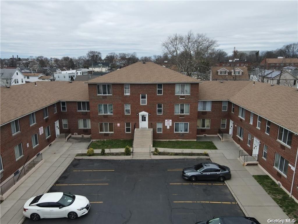 646-662 Port Richmond Avenue Property Photo 2