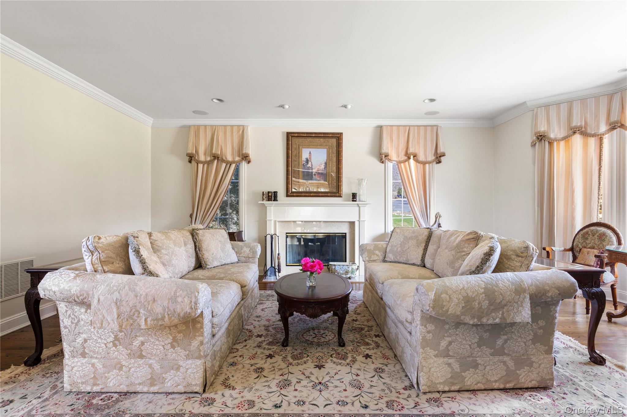 14 Meadow Lane Property Photo 4
